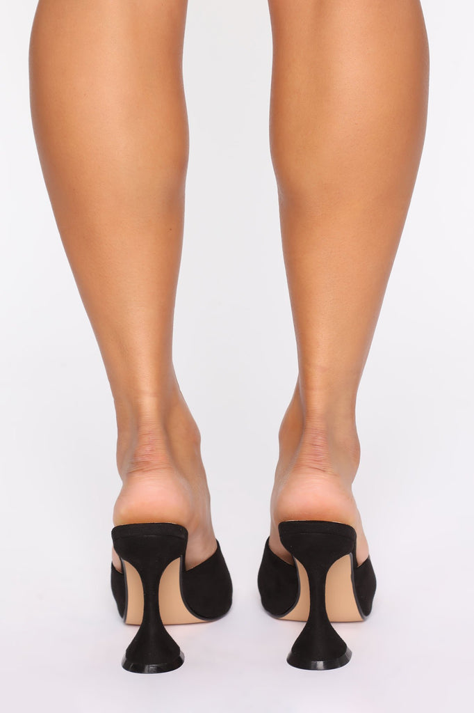 Flare It Out Heels - Black