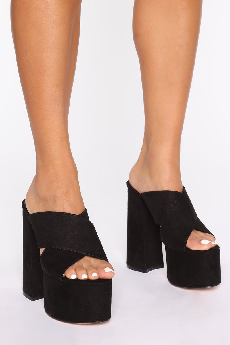 Sky High Heels - Black
