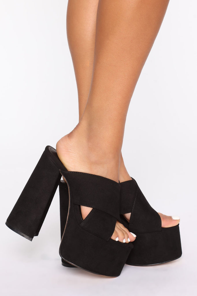 Sky High Heels - Black