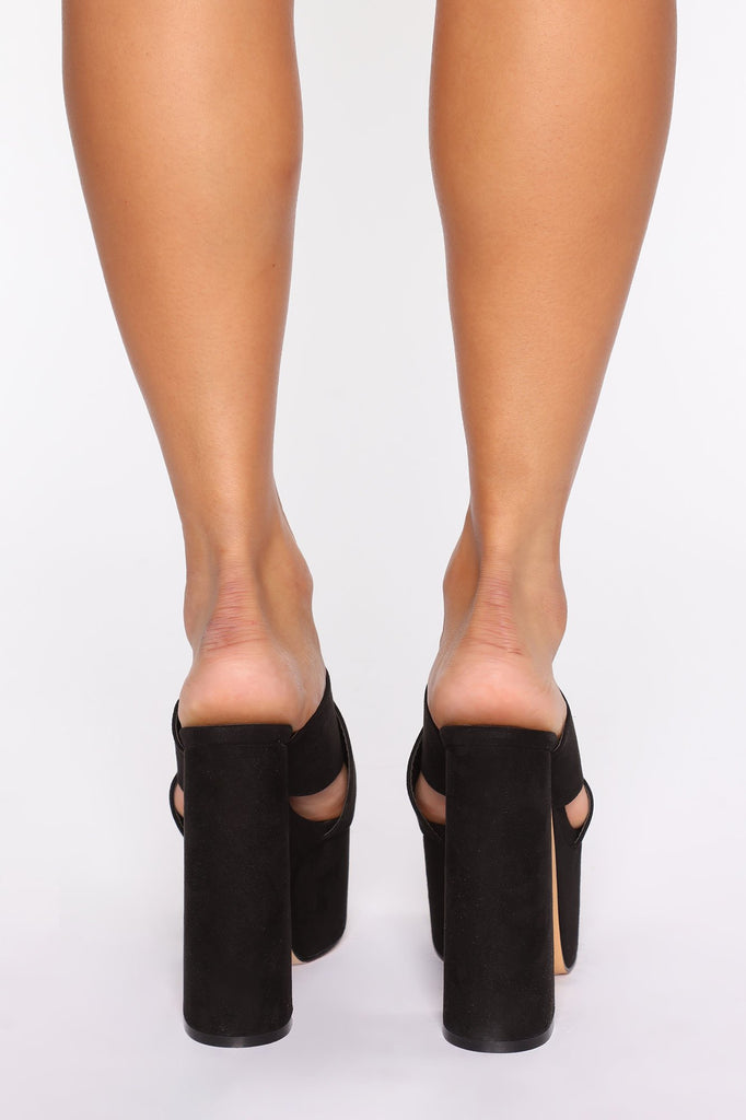 Sky High Heels - Black