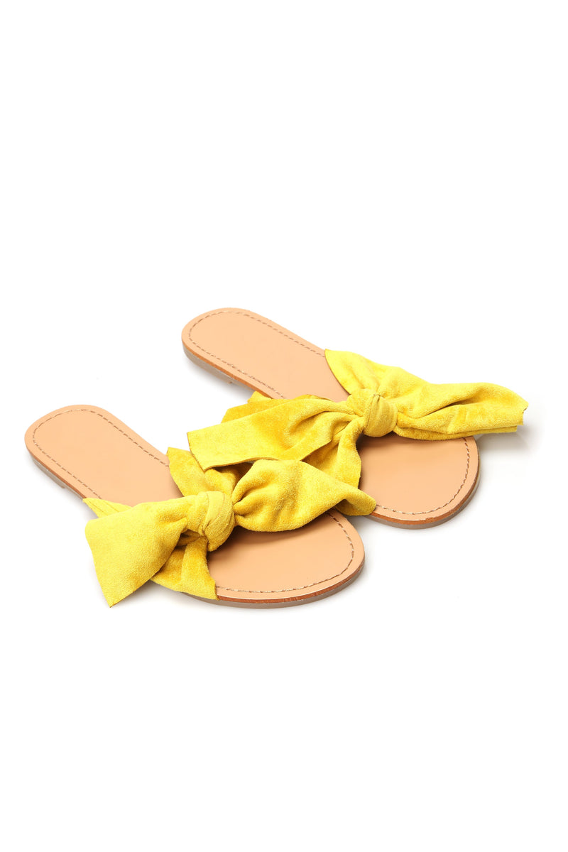 Bow Down Slide - Yellow