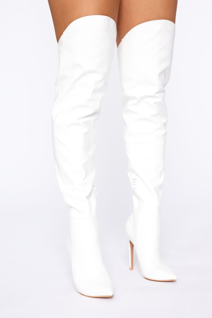 Here and There Heeled Boot - White