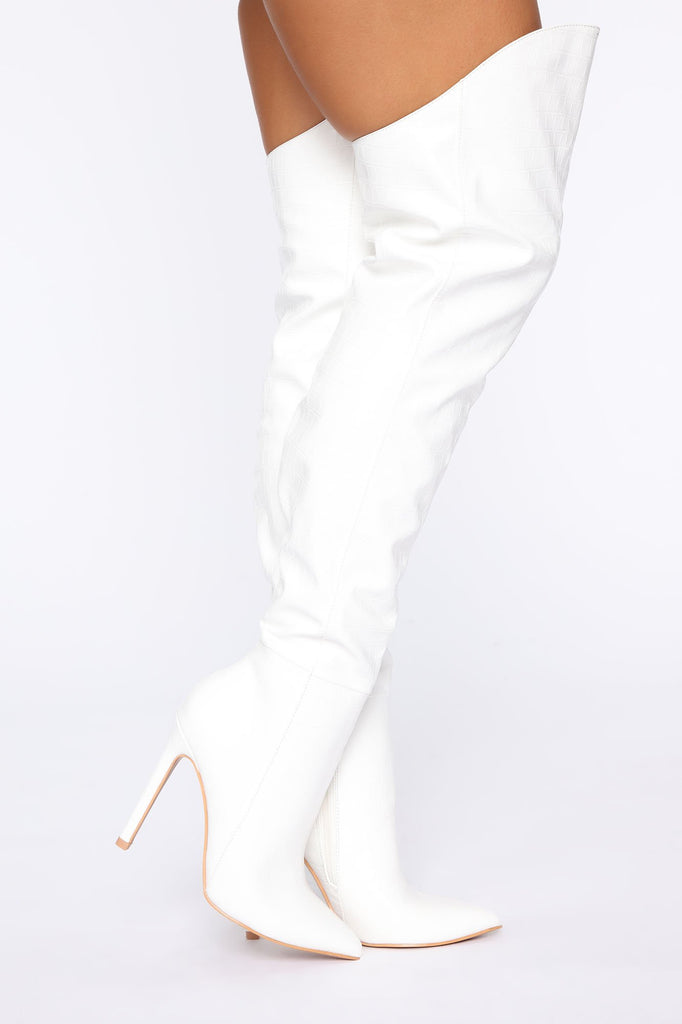 Here and There Heeled Boot - White