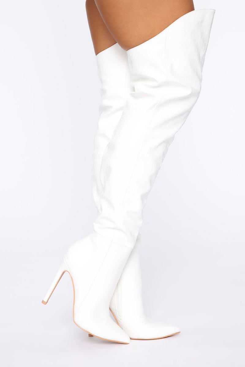 Here and There Heeled Boot - White