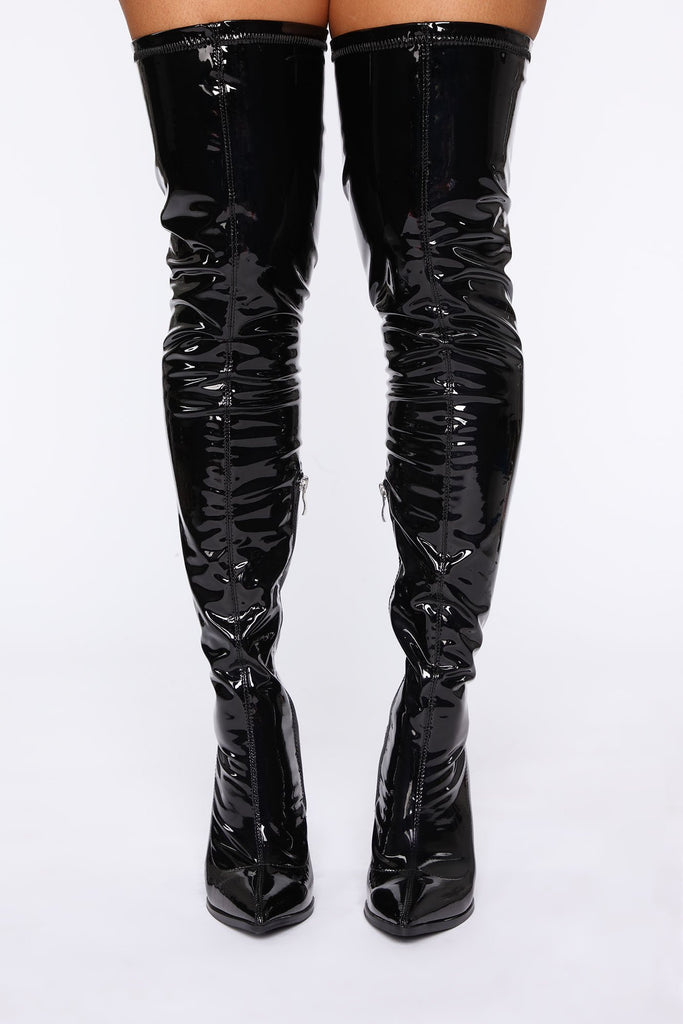 You Know You Got It Heeled Boots - Black