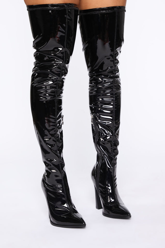 You Know You Got It Heeled Boots - Black