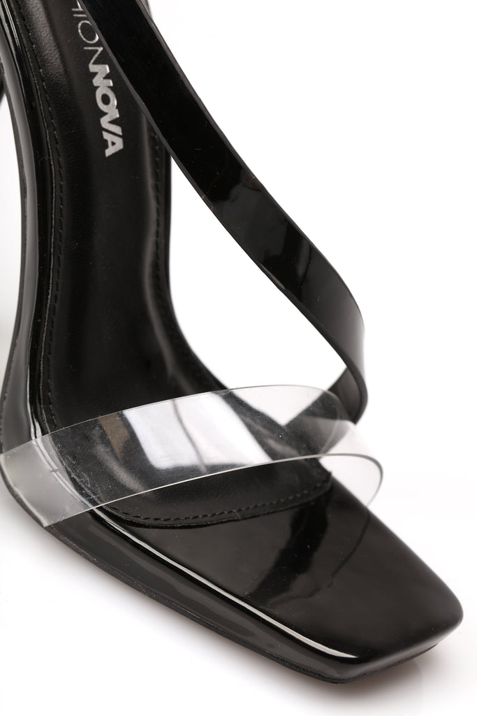 Sassy You Heeled Sandal - Black