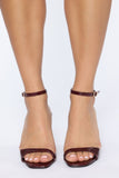 Fallin For You Heels - Burgundy