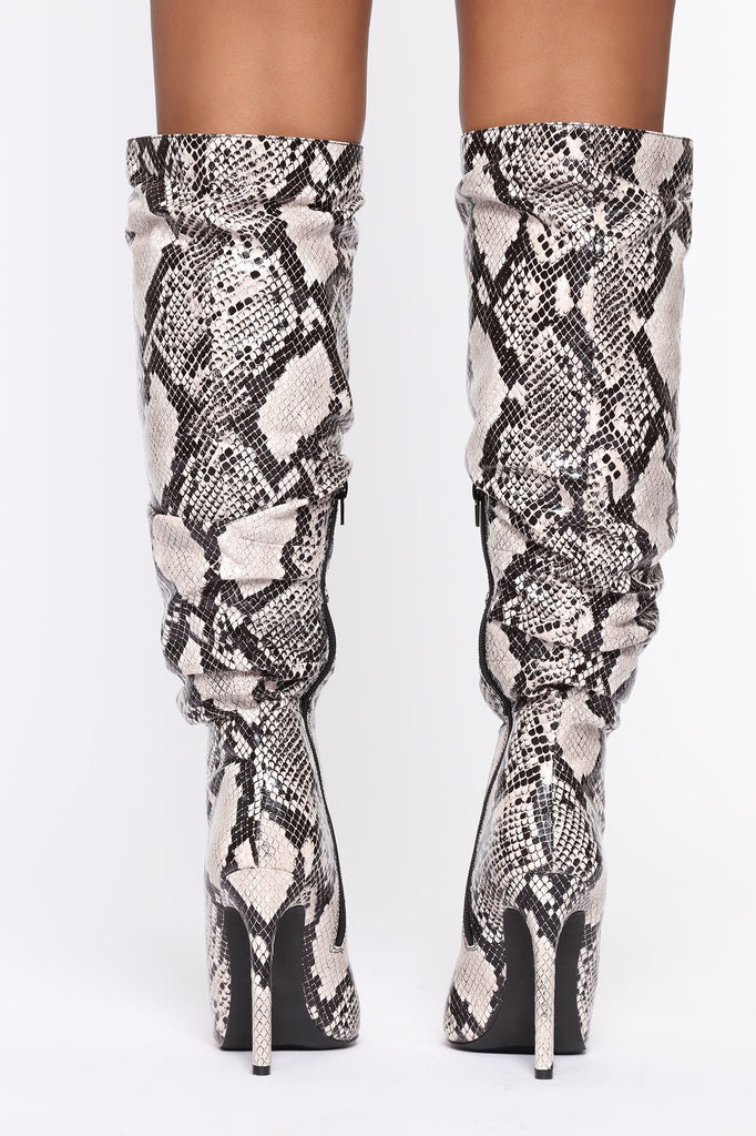 Lioness Heeled Boots - Black/ White Snake