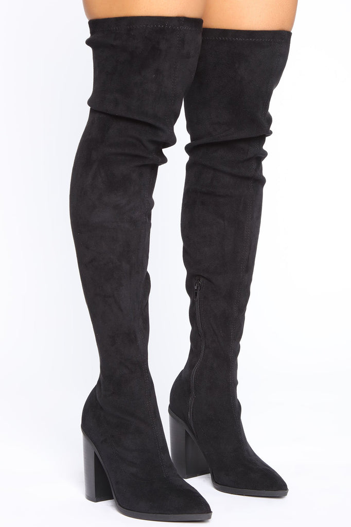 Autumn Calls Heeled Boot - Black