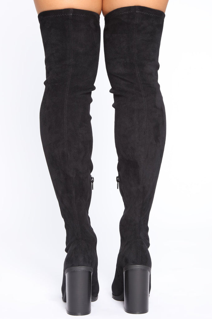 Autumn Calls Heeled Boot - Black