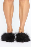 Fluffy Vibes Flat - Black