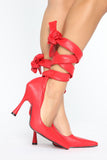 Be Exposed Pumps - Red