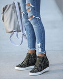 Extra Mile Wedge Sneaker - Camo
