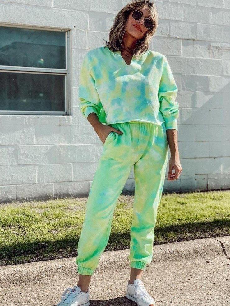Tie Dye Notched Neck Crop Top And Lounge Jogger Pants Set