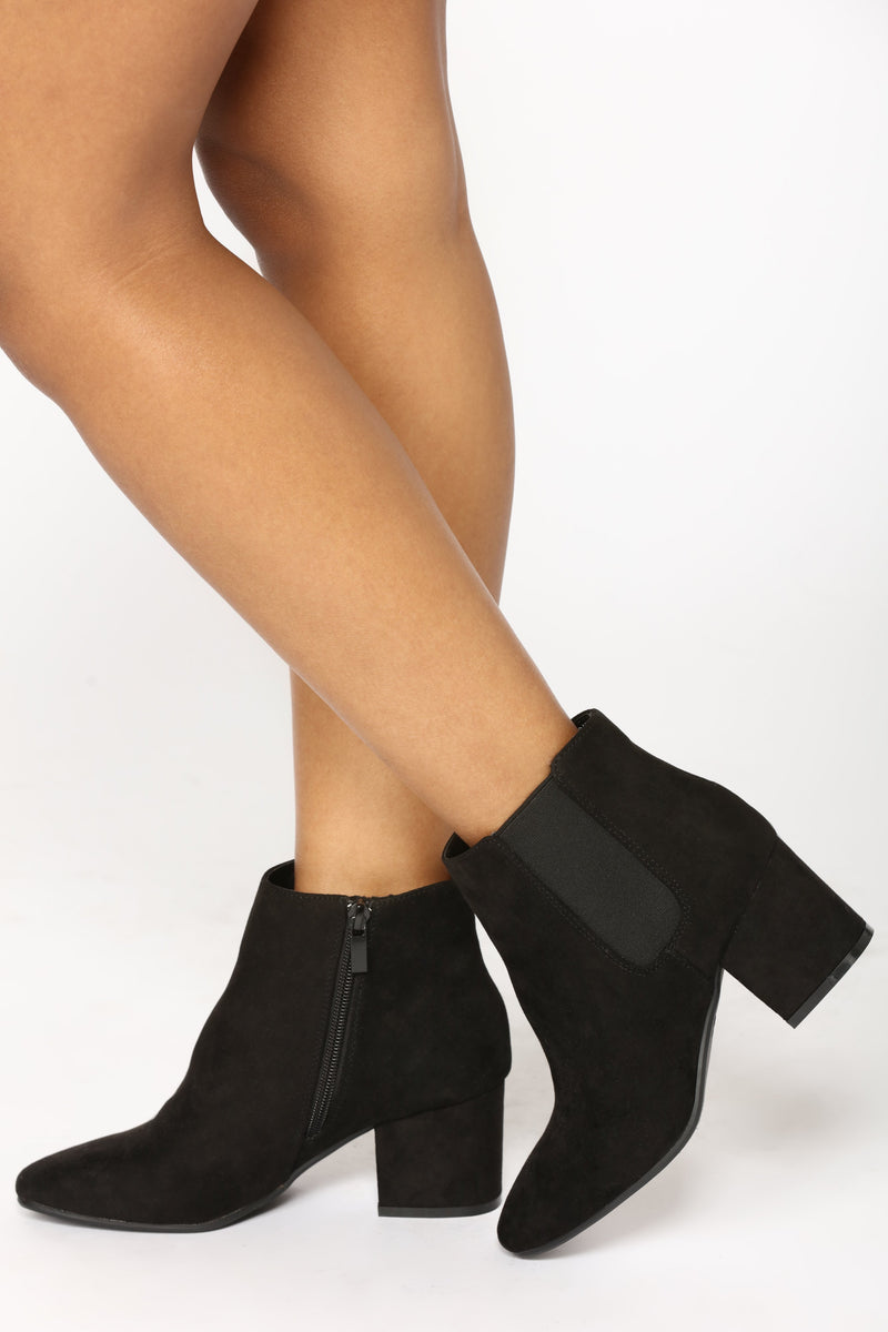 Rylie Ankle Bootie - Black