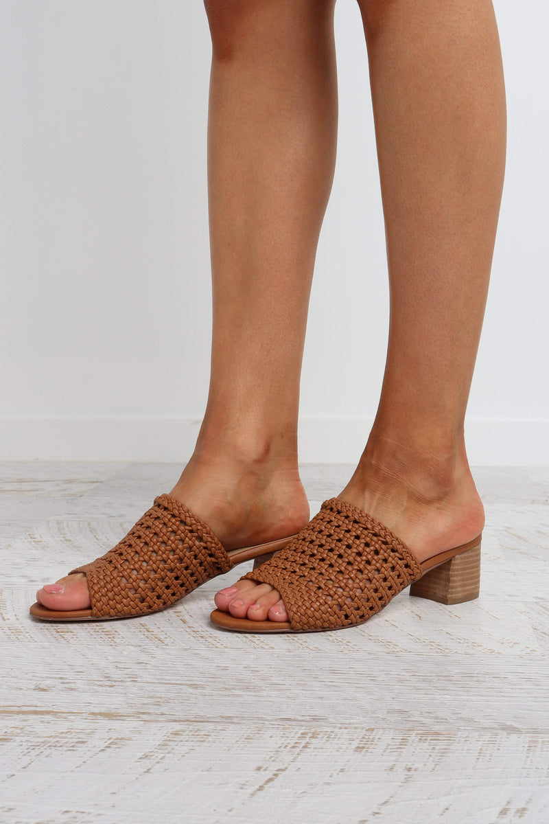 Picasso Mule - Tan