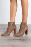 Esther Boot - Latte